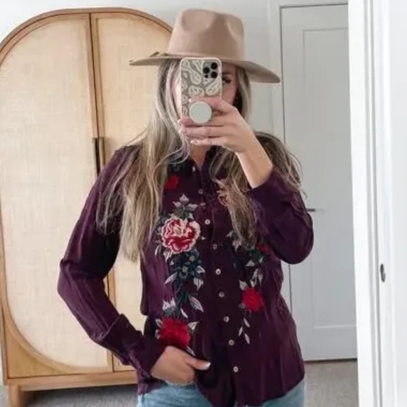 JOHNNY WAS Purple Floral Embroidered Long Sleeve Silk Top Small - Picture 11 of 12